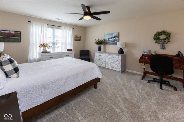 6524 Emerald Crossing Way, Indianapolis, IN 46221