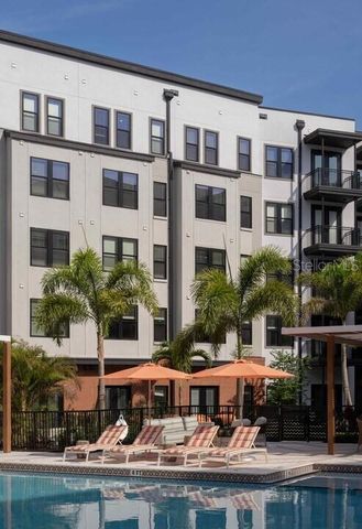 1620 NUCCIO PARKWAY S1A, Tampa, FL 33605