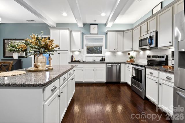 9092 Pitcairn Drive, Fort Mill, SC 29708