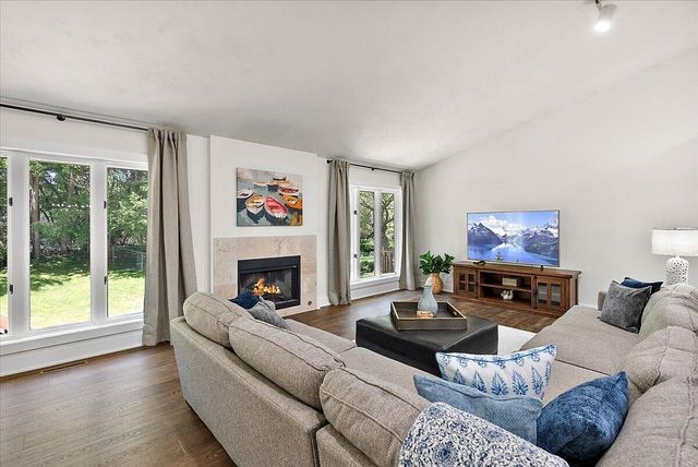 368 S Lakeshore Drive, Holland, MI 49424