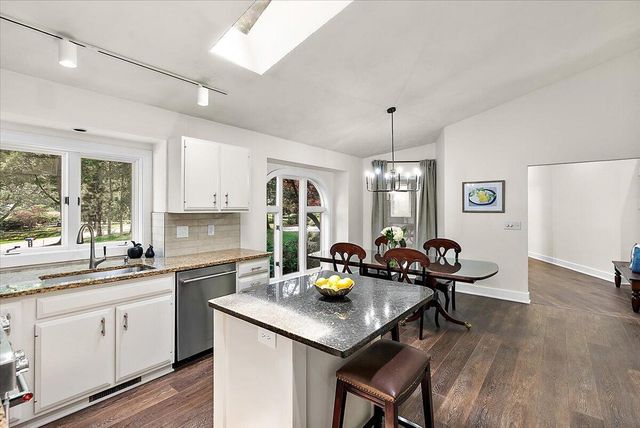 368 S Lakeshore Drive, Holland, MI 49424