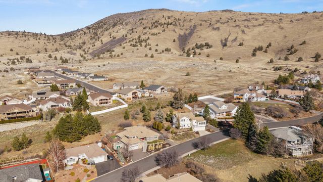 5615 Basin View Drive, Klamath Falls, OR 97603