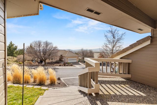 5615 Basin View Drive, Klamath Falls, OR 97603