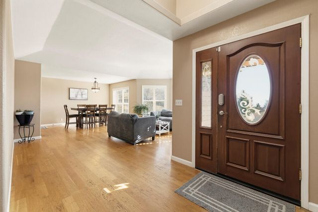 5615 Basin View Drive, Klamath Falls, OR 97603