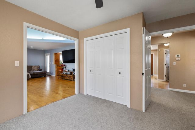 5615 Basin View Drive, Klamath Falls, OR 97603