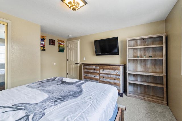 5615 Basin View Drive, Klamath Falls, OR 97603