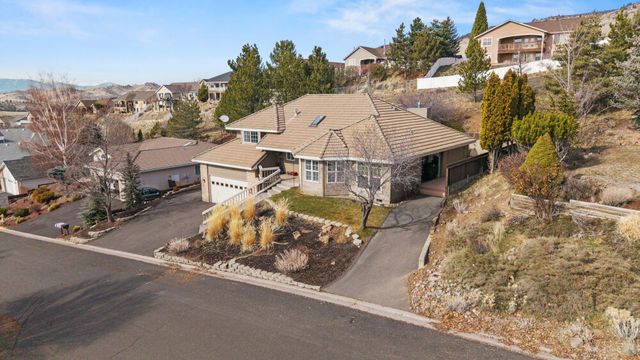 5615 Basin View Drive, Klamath Falls, OR 97603