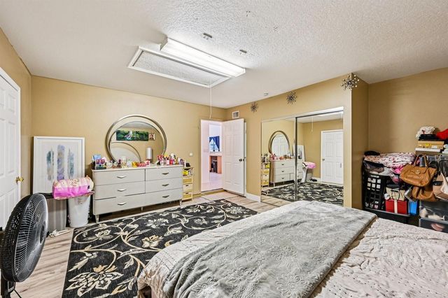 2041 SW Villanova Road, Port St. Lucie, FL 34953