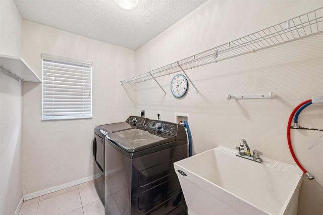 2041 SW Villanova Road, Port St. Lucie, FL 34953