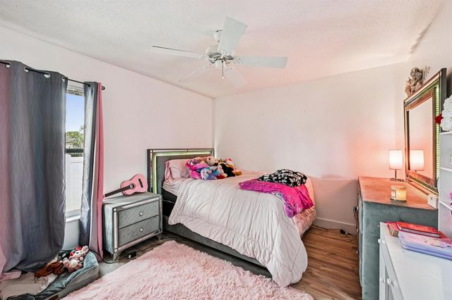 2041 SW Villanova Road, Port St. Lucie, FL 34953