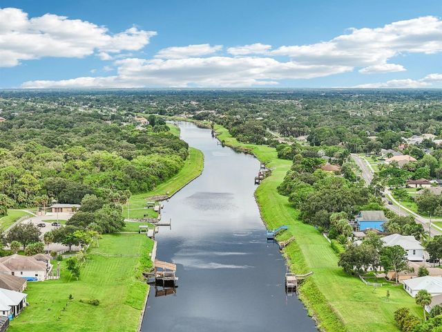 2041 SW Villanova Road, Port St. Lucie, FL 34953