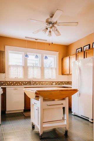 226 W 15th Street, Holland, MI 49423