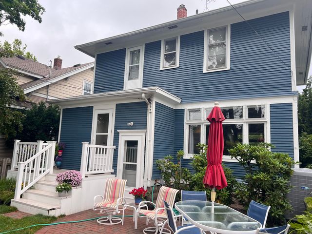 226 W 15th Street, Holland, MI 49423