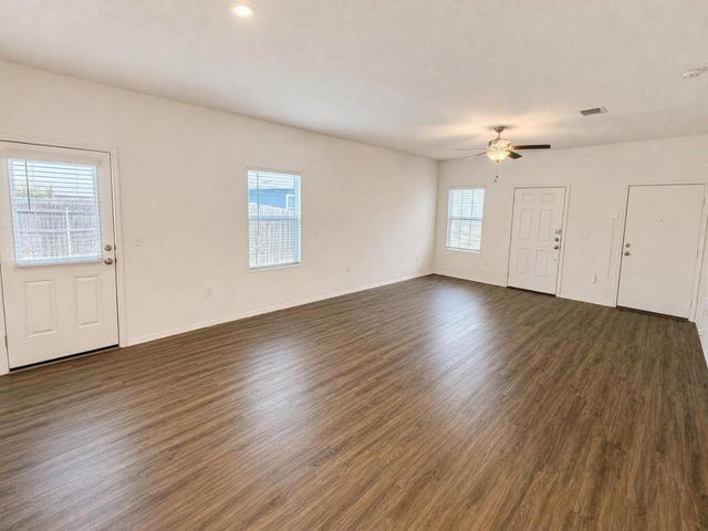 15300 Grenadine Bloom CV, Del Valle, TX 78617