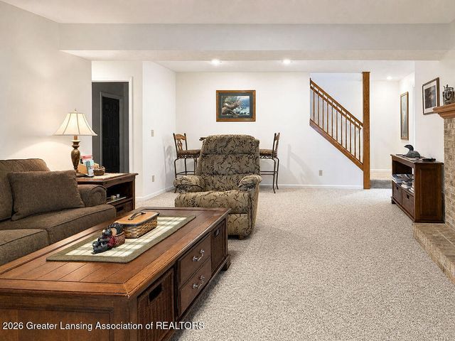8840 W Lake Pointe Drive, Laingsburg, MI 48848