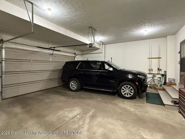 8840 W Lake Pointe Drive, Laingsburg, MI 48848