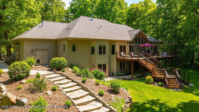 8840 W Lake Pointe Drive, Laingsburg, MI 48848