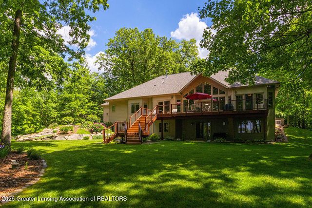 8840 W Lake Pointe Drive, Laingsburg, MI 48848