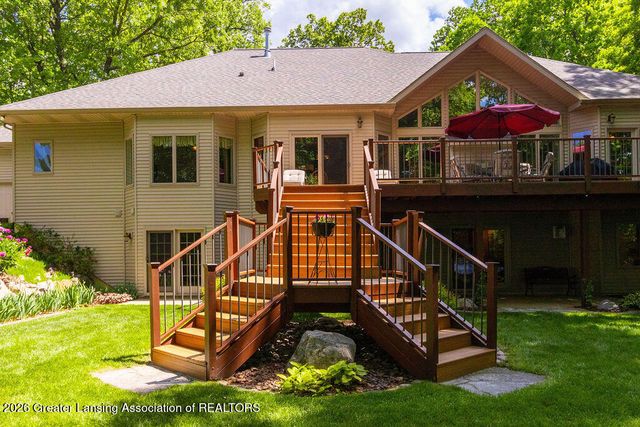 8840 W Lake Pointe Drive, Laingsburg, MI 48848