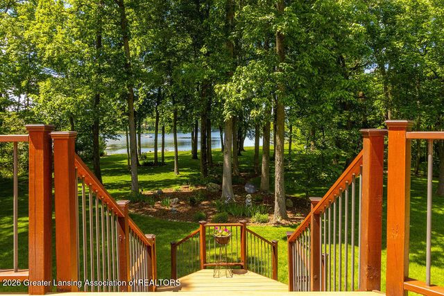 8840 W Lake Pointe Drive, Laingsburg, MI 48848
