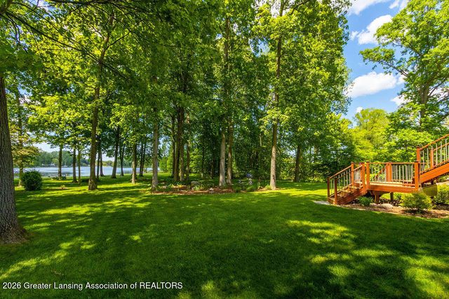 8840 W Lake Pointe Drive, Laingsburg, MI 48848