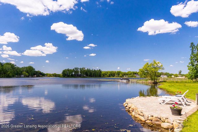 8840 W Lake Pointe Drive, Laingsburg, MI 48848