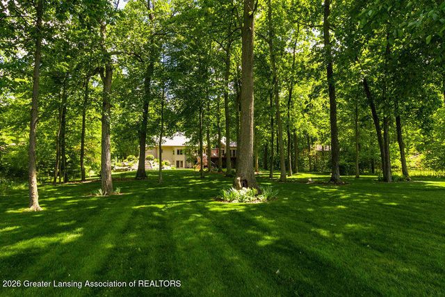 8840 W Lake Pointe Drive, Laingsburg, MI 48848