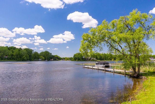 8840 W Lake Pointe Drive, Laingsburg, MI 48848