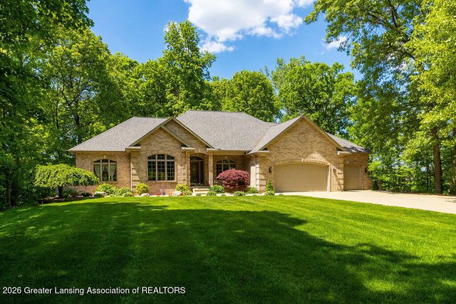 8840 W Lake Pointe Drive, Laingsburg, MI 48848