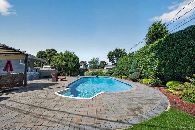 53 Burlington Avenue, Deer Park, NY 11729