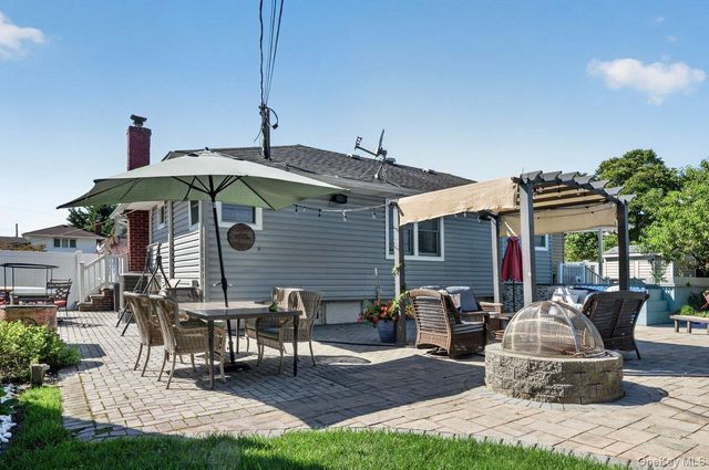 53 Burlington Avenue, Deer Park, NY 11729