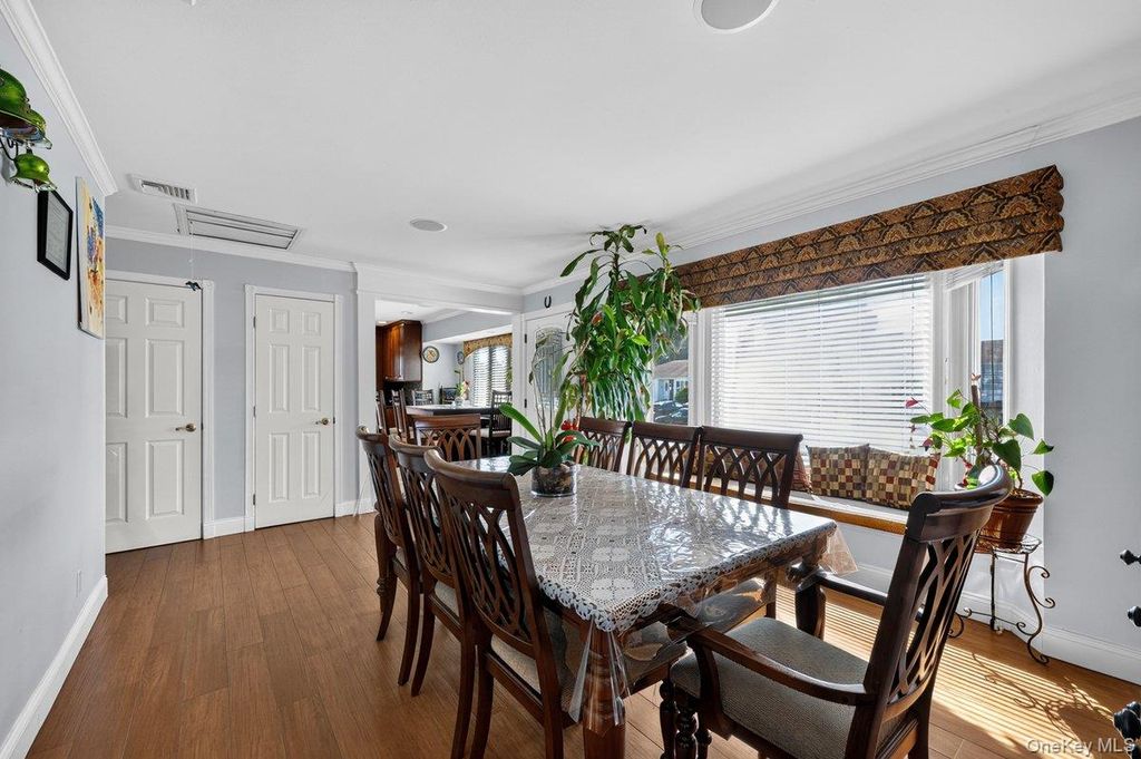 53 Burlington Avenue, Deer Park, NY 11729 — photo 4