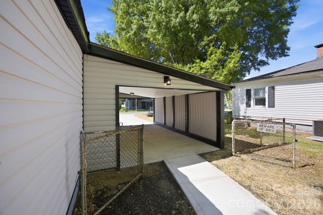 308 HIGHLAND Avenue SW, Concord, NC 28027