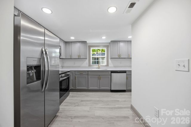308 HIGHLAND Avenue SW, Concord, NC 28027