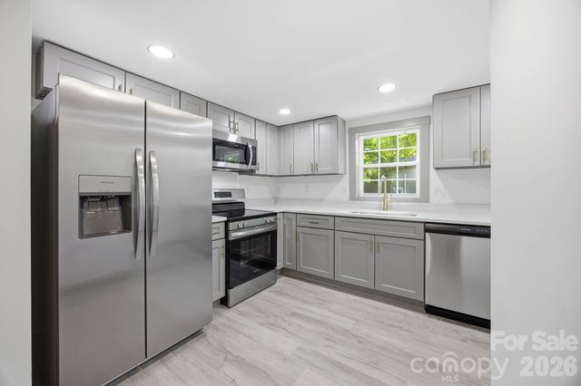 308 HIGHLAND Avenue SW, Concord, NC 28027
