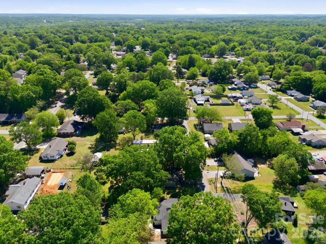 308 HIGHLAND Avenue SW, Concord, NC 28027