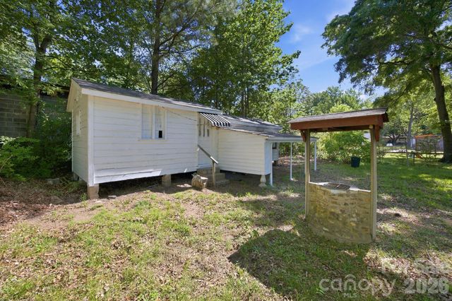 308 HIGHLAND Avenue SW, Concord, NC 28027