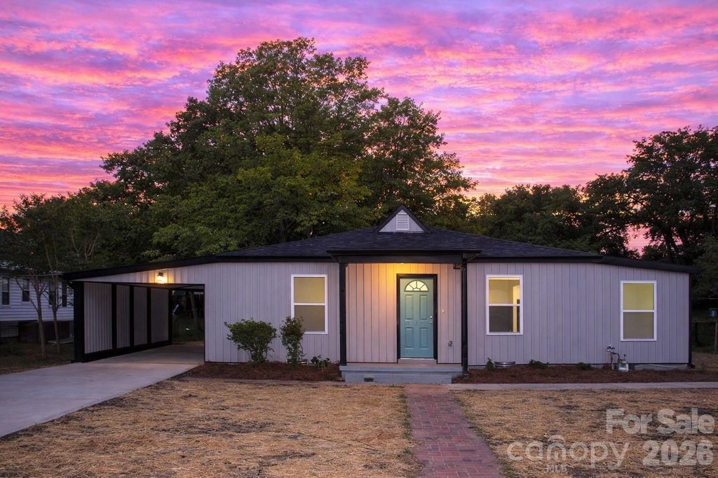 308 HIGHLAND Avenue SW, Concord, NC 28027