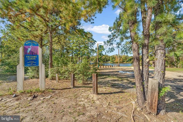 3308 LAKESIDE DR, Williamstown, NJ 08094