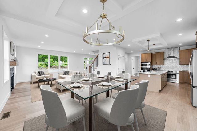 32 Balsam Hill Rd, Ludlow, MA 01056