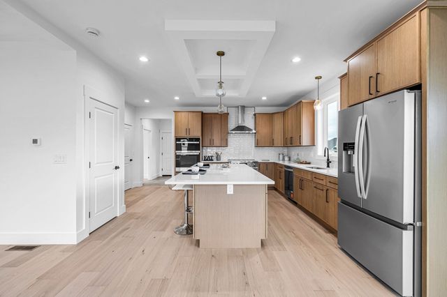 32 Balsam Hill Rd, Ludlow, MA 01056