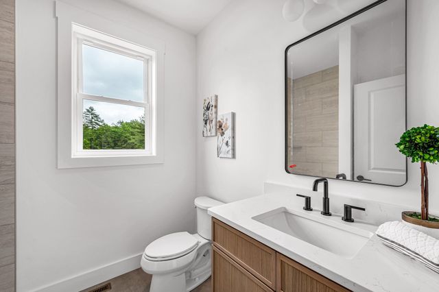 32 Balsam Hill Rd, Ludlow, MA 01056