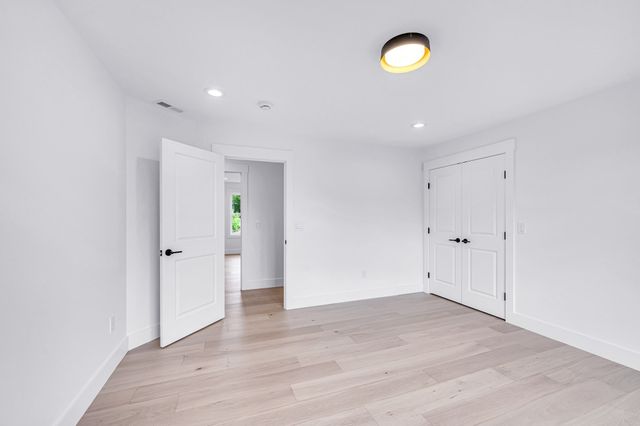 32 Balsam Hill Rd, Ludlow, MA 01056
