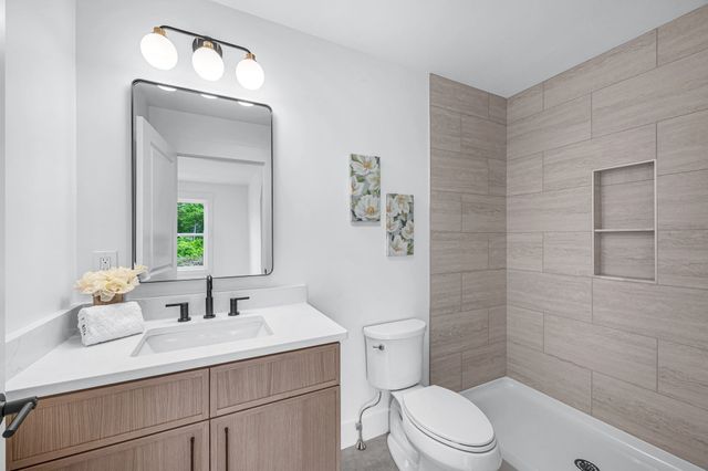 32 Balsam Hill Rd, Ludlow, MA 01056
