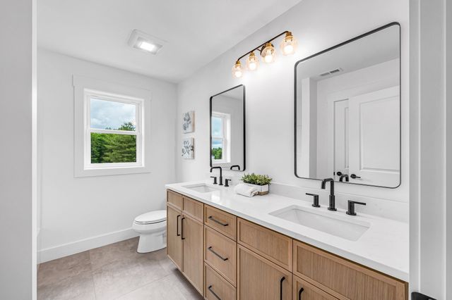 32 Balsam Hill Rd, Ludlow, MA 01056