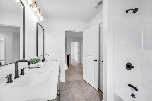32 Balsam Hill Rd, Ludlow, MA 01056