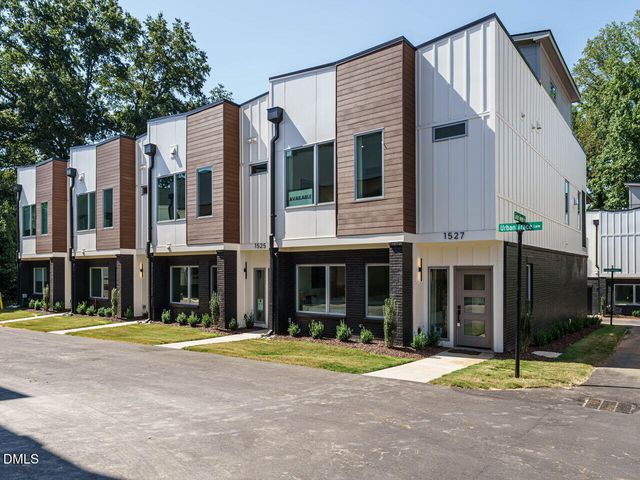 1525 Urban Trace Lane, Raleigh, NC 27608