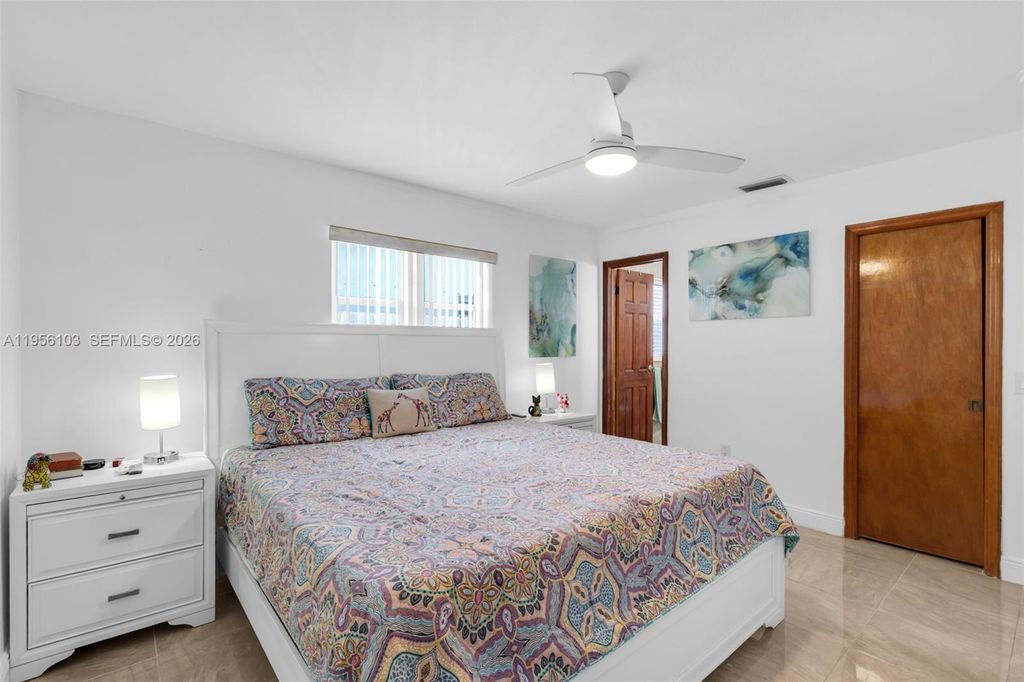 Image 15 of property listing at 10631 NW 28th St, Sunrise, FL 33322