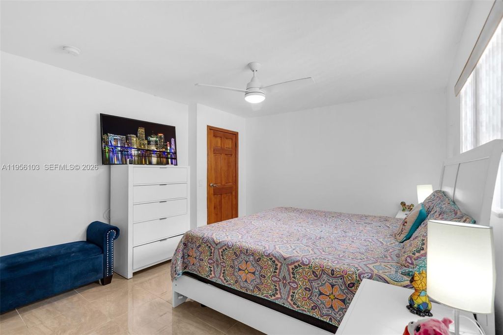 Image 16 of property listing at 10631 NW 28th St, Sunrise, FL 33322