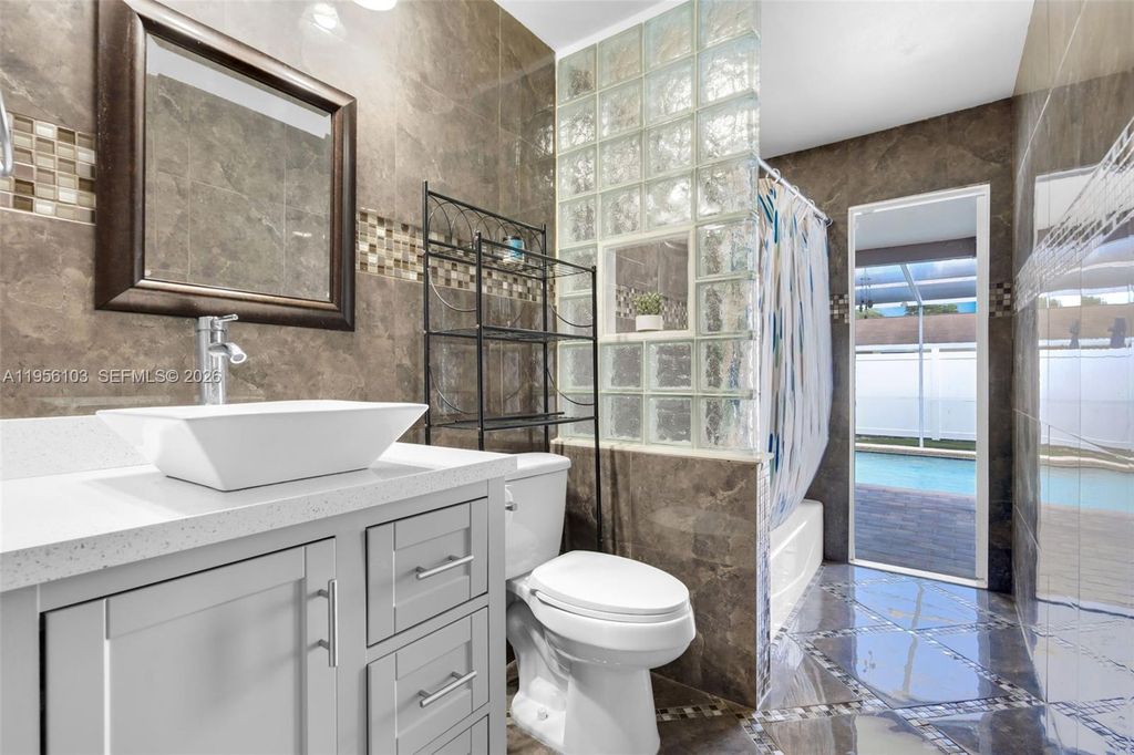 Image 22 of property listing at 10631 NW 28th St, Sunrise, FL 33322